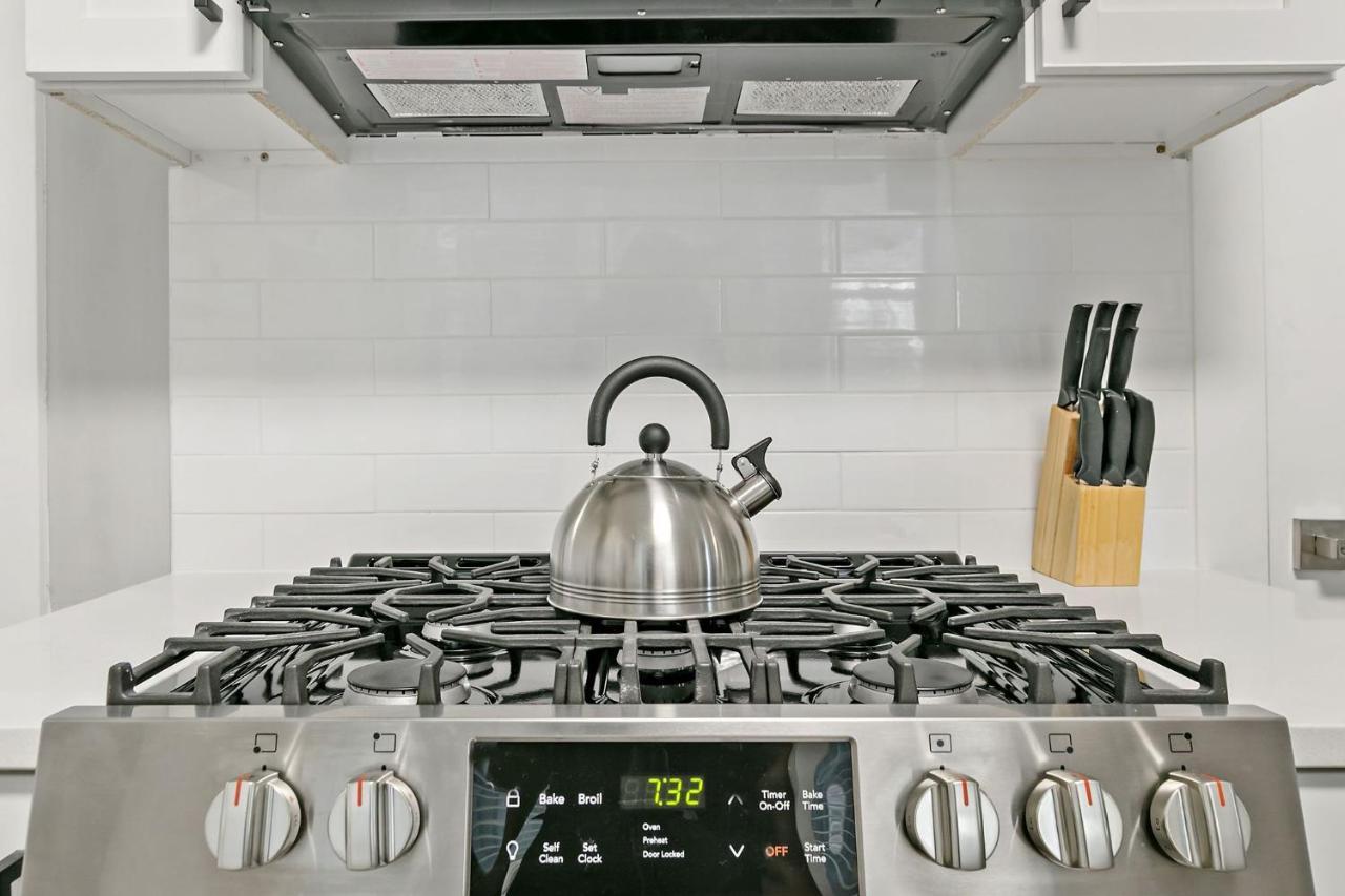 2Br Comfy And Stylish Apt In West Town - Erie 1R ชิคาโก ภายนอก รูปภาพ